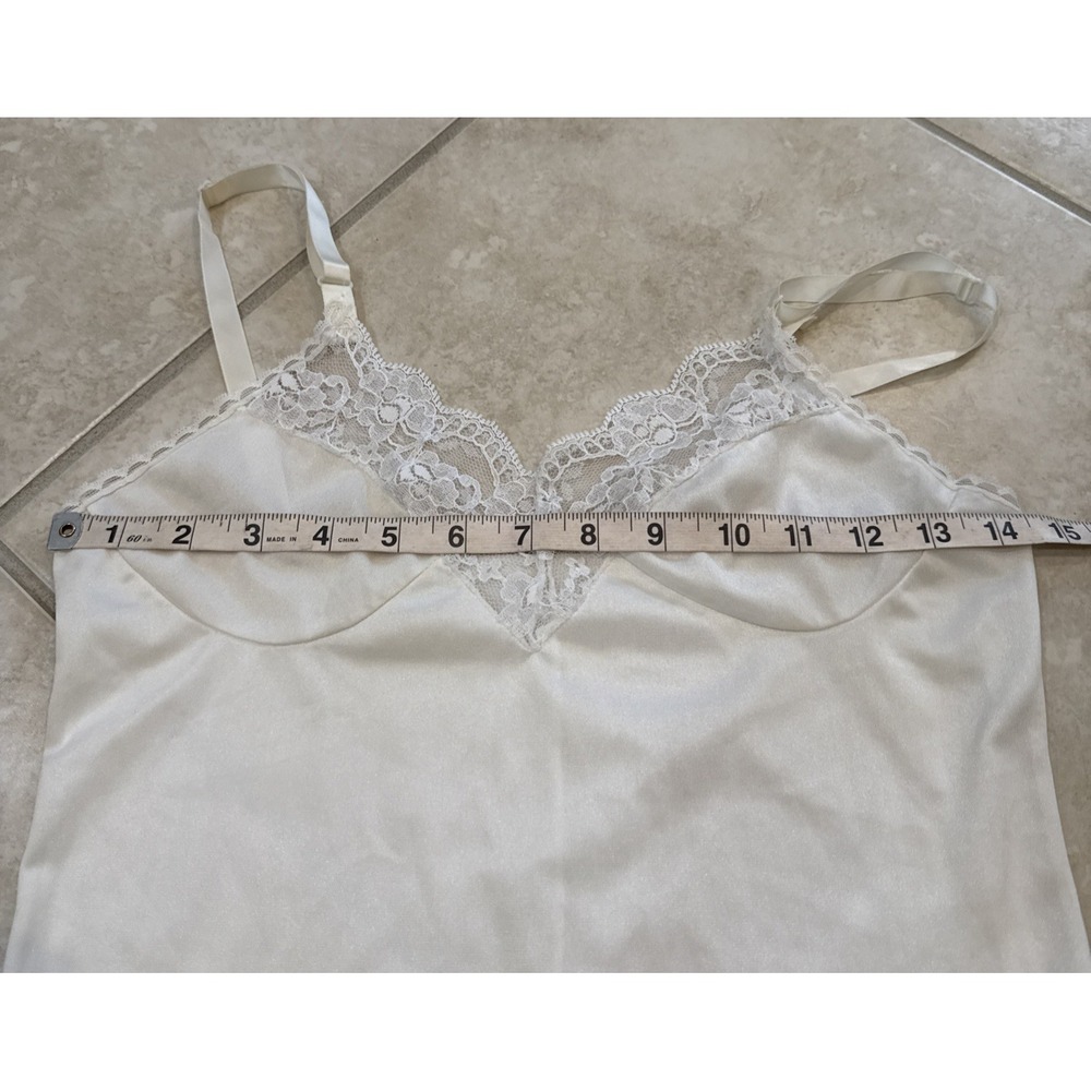 VTG JC Penney Sz 32 White Lace Trim Satin Nightgown Slip Dress Short 100% Antron - Picture 5 of 9